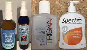 Image de mon top 4 des meilleurs produits conseils cicatrisation de piercing et microdermal s'achetant très bien dans toute les bonnes pharmacies. De gauche à droite il y a Huile d'ému, eau de rose pure, savon Trissan le Spectro-gel.